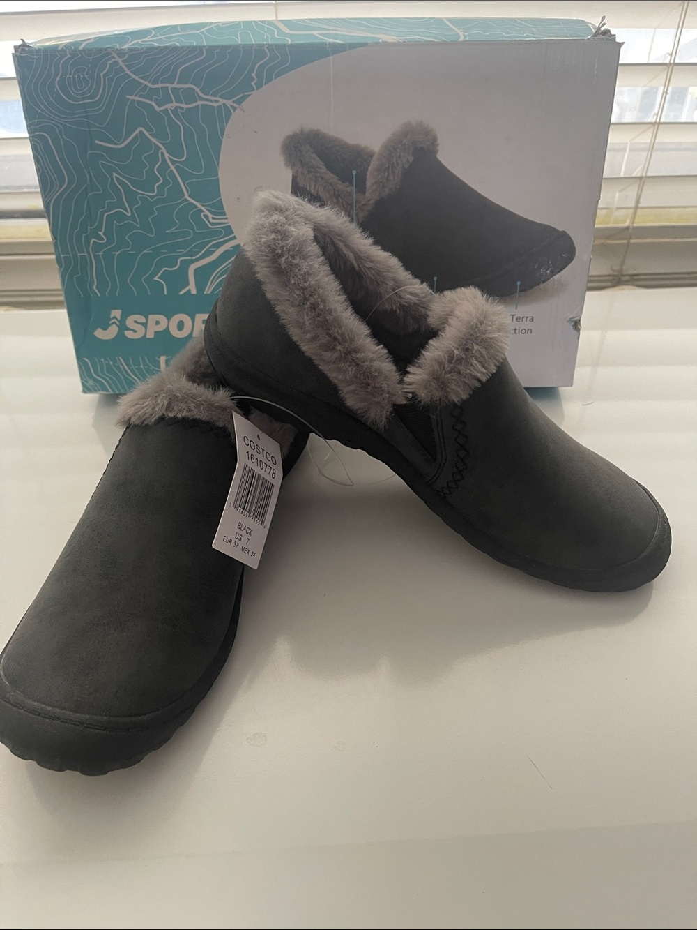 J Sport gray NWT Faux Fur-Lined Slip-On all Terra traction woman’s 7